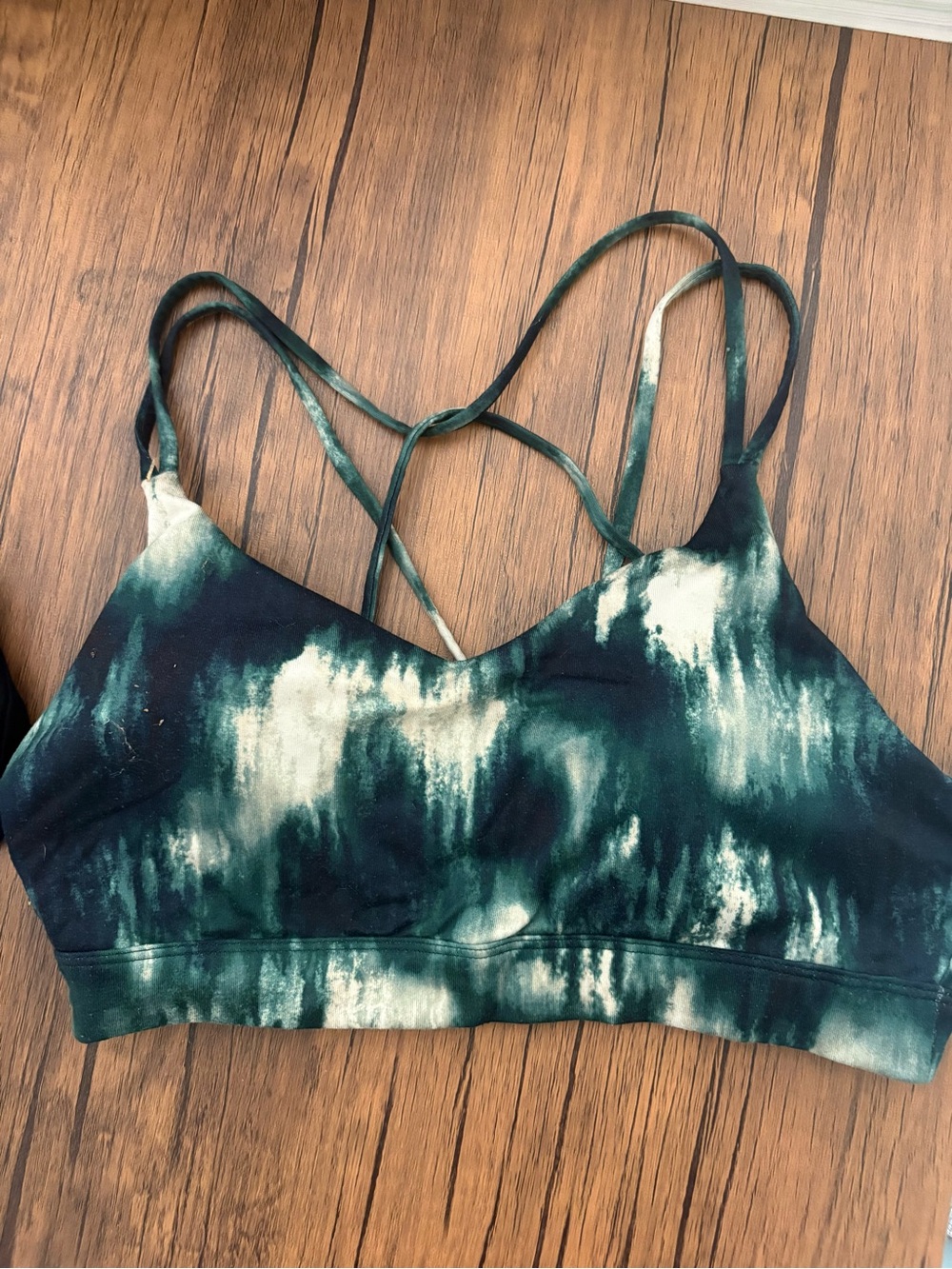 Old Navy Green and Cream Tie-Dye Strappy Sports Bralette